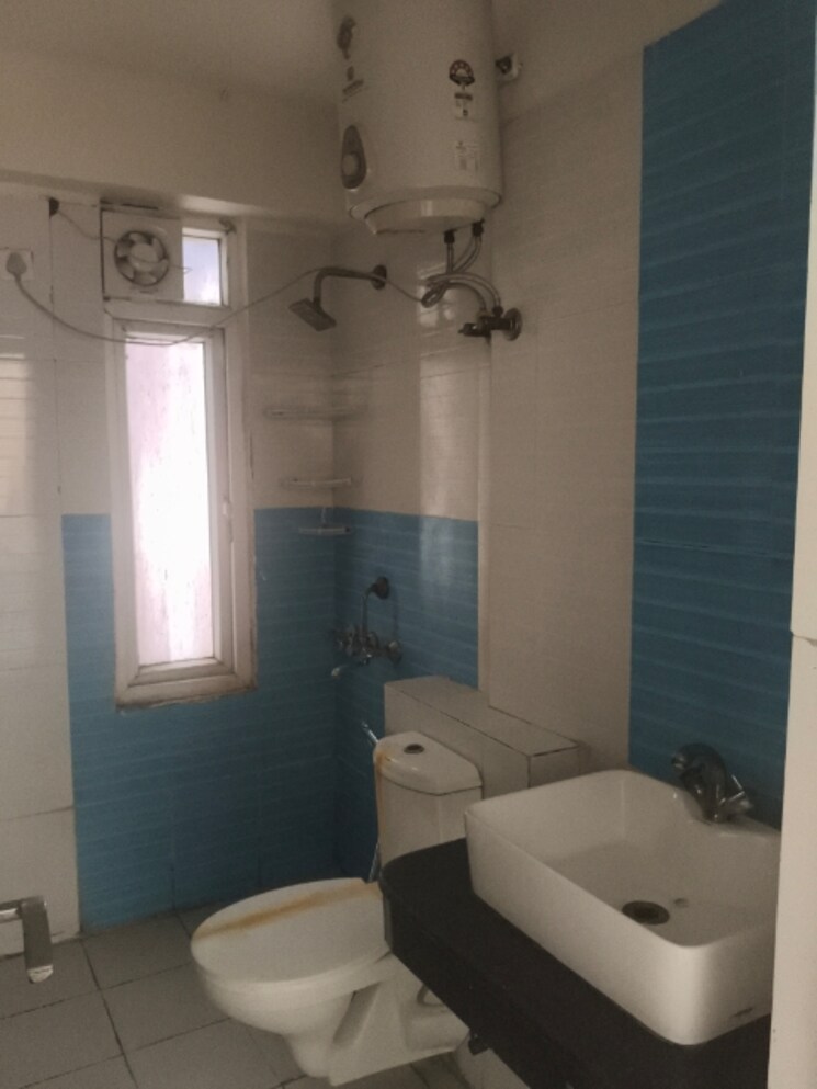 Bathroom, sikka-karmic-greens 2.5 Bedroom 1265 Sq.Ft. Apartment In Sector 78 Noida 9501762