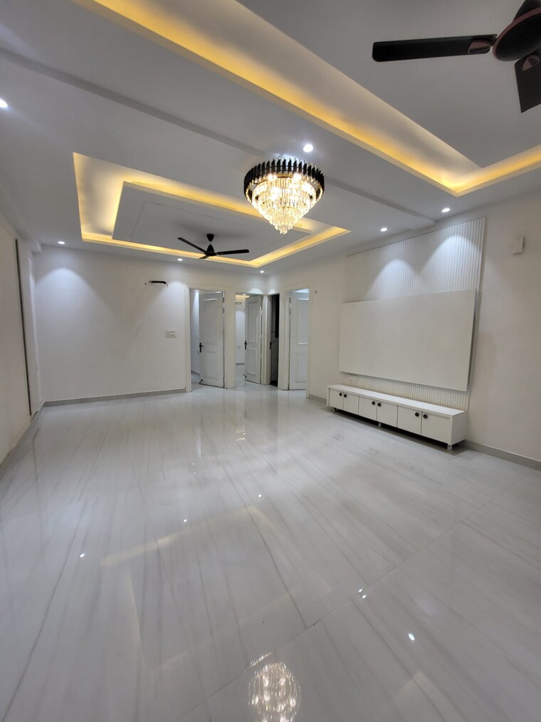 Room, green fields colony 4 Bedroom 2300 Sq.Ft. Builder Floor In Green Fields Colony Faridabad 9501760