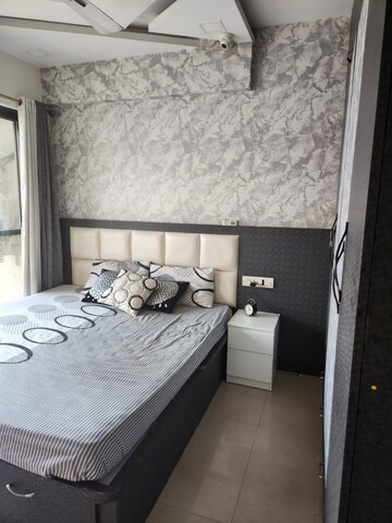 Bedroom in 2 BHK Apartment at Tharwani Rosewood Heights, Kharghar Sector 10 – for Rent