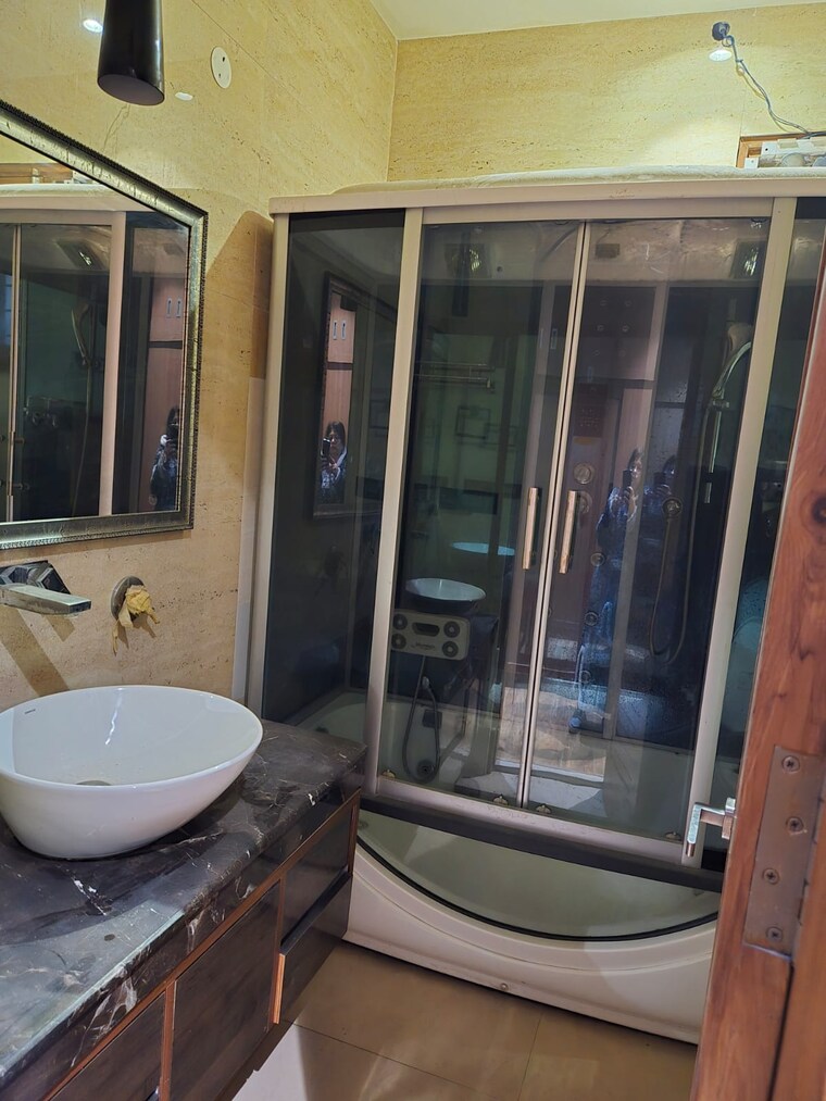 undefined, sector 7 3 Bedroom 3600 Sq.Ft. Builder Floor In Sector 7 Panchkula 9501779