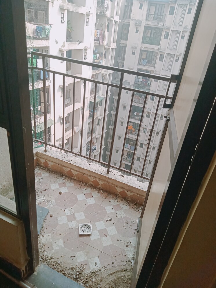 Balcony, landcraft-river-heights 2 Bedroom 976 Sq.Ft. Apartment In Raj Nagar Extension Ghaziabad 9501780