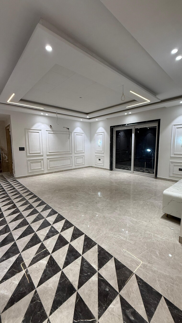 undefined, green fields colony 4 Bedroom 2900 Sq.Ft. Builder Floor In Green Fields Colony Faridabad 9501781