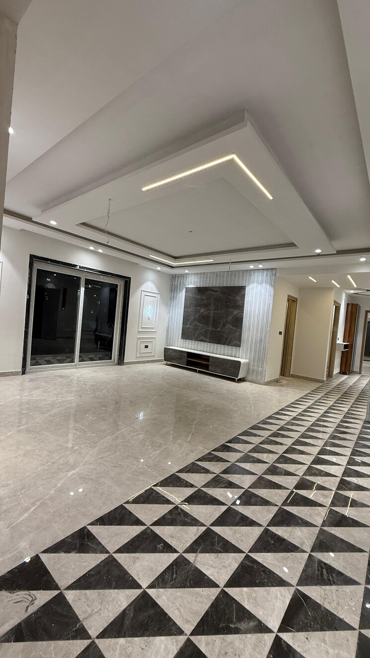 undefined, green fields colony 4 Bedroom 2900 Sq.Ft. Builder Floor In Green Fields Colony Faridabad 9501781