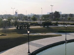 2 BHK Apartment – Garden View at Gaur Yamuna City, Gaur Yamuna City - for Sale