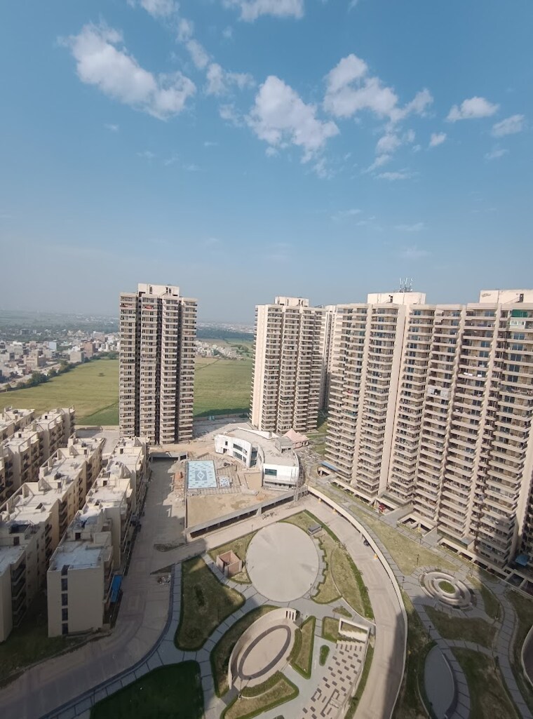 Exterior View, gaur-yamuna-city 2 Bedroom 1005 Sq.Ft. Apartment In Gaur Yamuna City Greater Noida 9501772