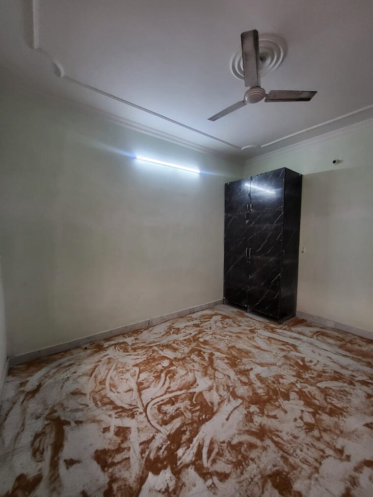 Bedroom, green fields colony 3 Bedroom 1800 Sq.Ft. Builder Floor In Green Fields Colony Faridabad 9501798