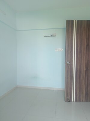 Room in 1 BHK Apartment at SB Lifespaces Sandeep Heights, Nalasopara West – for Rent