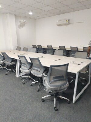  Office Space For Rent in Industrial Area