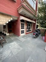 6+ BHK 5000 Sq.Ft. Independent House in Sector 8