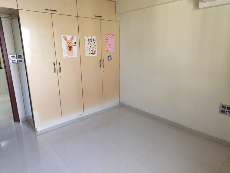 Master Bedroom, hiranandani-brentwood-mumbai 3 Bedroom 1300 Sq.Ft. Apartment In Powai Mumbai 9501901