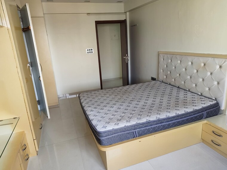Bedroom, hiranandani-brentwood-mumbai 3 Bedroom 1300 Sq.Ft. Apartment In Powai Mumbai 9501901