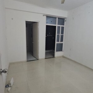 2 BHK Apartment For Rent in Signature Global Solera 2, Dharampur