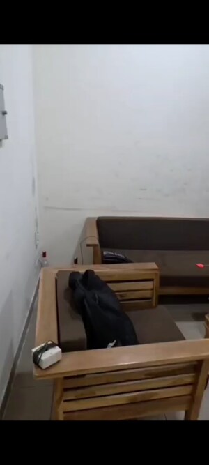 Furnished Amenities in 2.5 BHK Apartment at Gaur City 6th Avenue, Sector 4 Greater Noida – for Rent