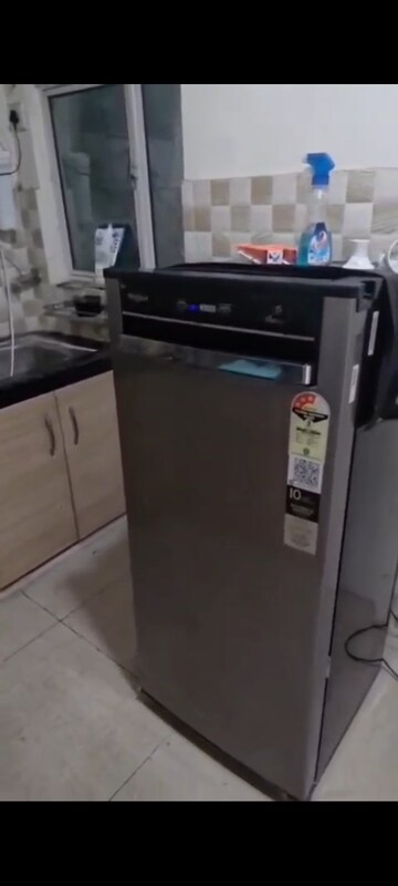 Furnished Amenities in 2.5 BHK Apartment at Gaur City 6th Avenue, Sector 4 Greater Noida – for Rent