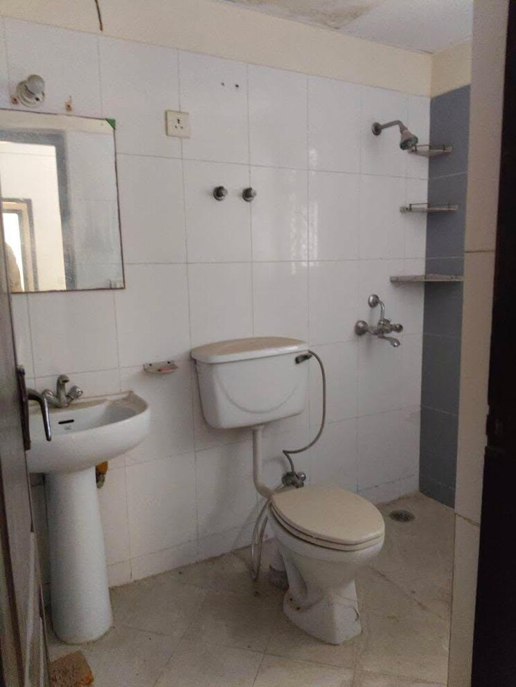 Bathroom, ascent-savy-ville-de 3 Bedroom 1535 Sq.Ft. Apartment In Raj Nagar Extension Ghaziabad 9501962