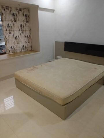 Bedroom in 2 BHK Apartment at Oshiwara Mhada, Andheri West – for Rent