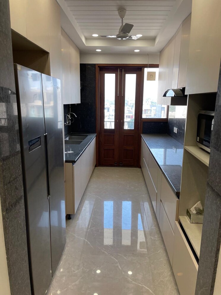 Kitchen, sector 9 panchkula 3 Bedroom 2250 Sq.Ft. Builder Floor In Sector 9 Panchkula Panchkula 9501964