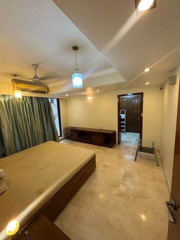 Master Bedroom in 3 BHK Apartment at Khar West – for Sale