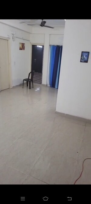 Room in 3 BHK Apartment at Saviour Green Arch, Tech Zone 4 Greater Noida – for Rent