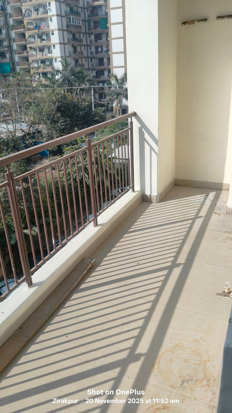 Balcony, dhakoli 4 Bedroom 2397 Sq.Ft. Apartment In Dhakoli Zirakpur 9502136