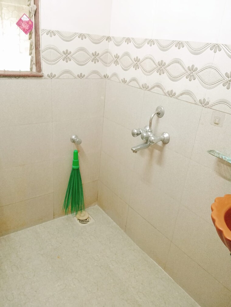 Bathroom, green-field-b-chs-ltd 1 Bedroom 532 Sq.Ft. Apartment In Andheri East Mumbai 9502210