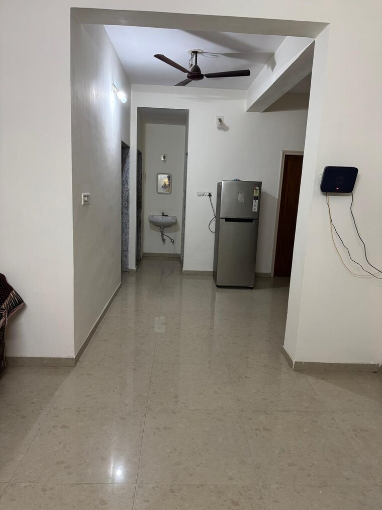 undefined, new cg road 2 Bedroom 130 Sq.Yd. Apartment In New Cg Road Ahmedabad 9502146