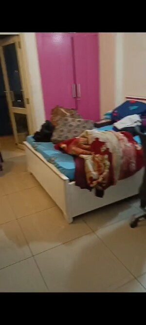 Bedroom in 3 BHK Apartment at Panchsheel Greens, Sector 16 Greater Noida – for Rent