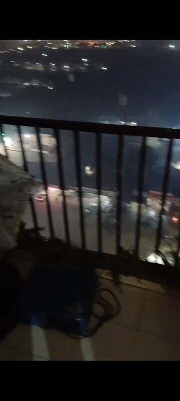 Staircase in 3 BHK Apartment at Panchsheel Greens, Sector 16 Greater Noida – for Rent