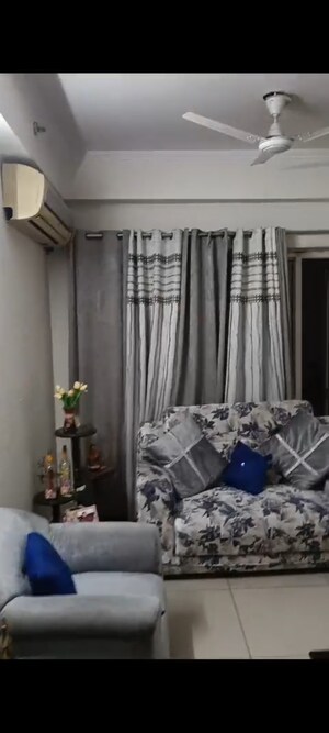 Bathroom in 3 BHK Apartment at Panchsheel Greens, Sector 16 Greater Noida – for Rent