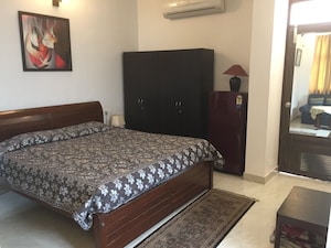 Bedroom in 2 BHK Builder Floor at Sector 46 – for Rent
