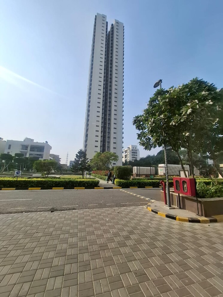 Exterior View, tata-primanti-tower-residences 3.5 Bedroom 2185 Sq.Ft. Apartment In Sector 72 Gurgaon 9502355