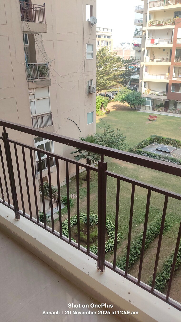Balcony, dhakoli 3.5 Bedroom 2395 Sq.Ft. Apartment In Dhakoli Zirakpur 9502343