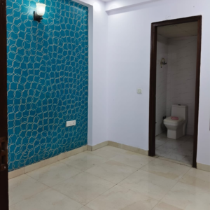 Room in 2 BHK Builder Floor at Shakti Khand 2 – for Rent