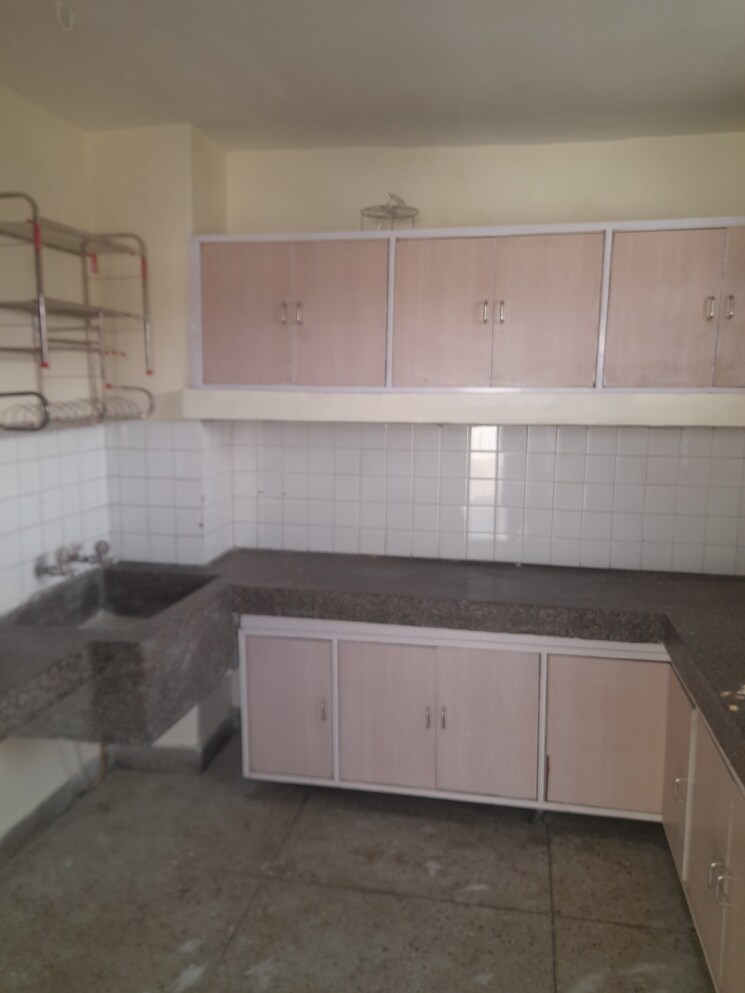Bathroom, sector 10 2 Bedroom 1400 Sq.Ft. Builder Floor In Sector 10 Chandigarh 9502353
