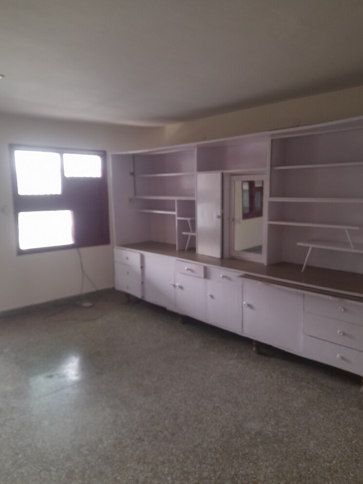 undefined, sector 10 2 Bedroom 1400 Sq.Ft. Builder Floor In Sector 10 Chandigarh 9502353