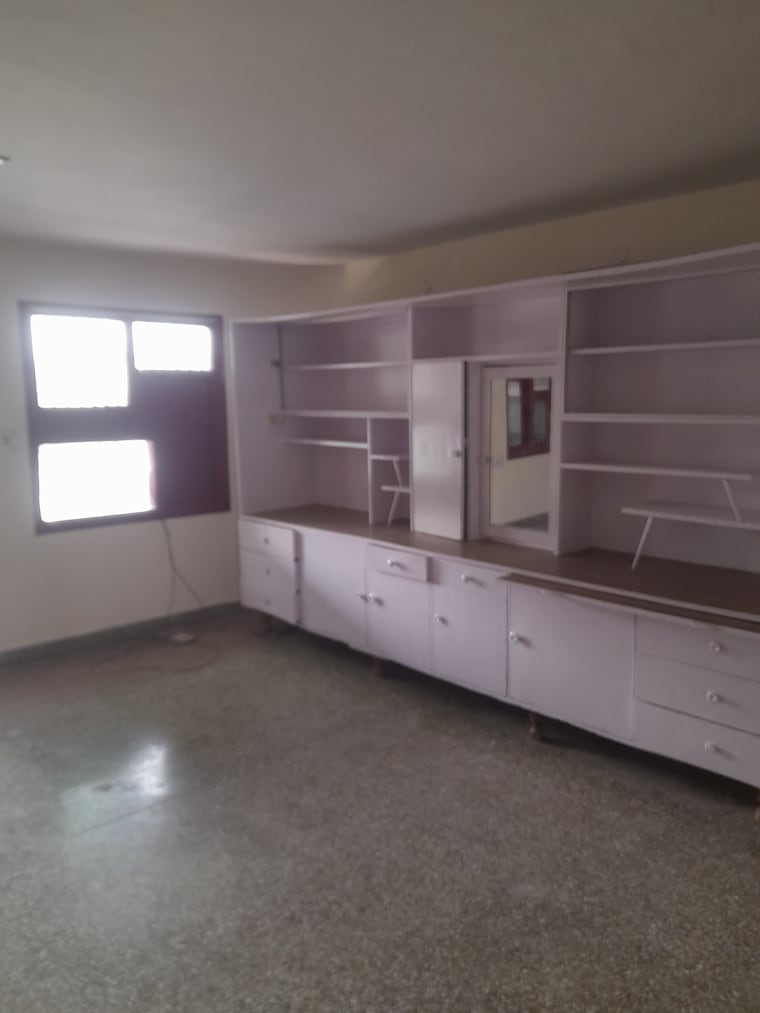 undefined, sector 10 2 Bedroom 1400 Sq.Ft. Builder Floor In Sector 10 Chandigarh 9502353