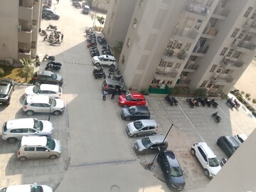 Team Area in 2 BHK Apartment at Signature Solera Apartment, Sector 107 – for Rent