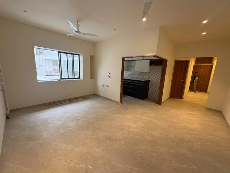 Room, raheja-heaven 2.5 Bedroom 1150 Sq.Ft. Apartment In Juhu Mumbai 9502417