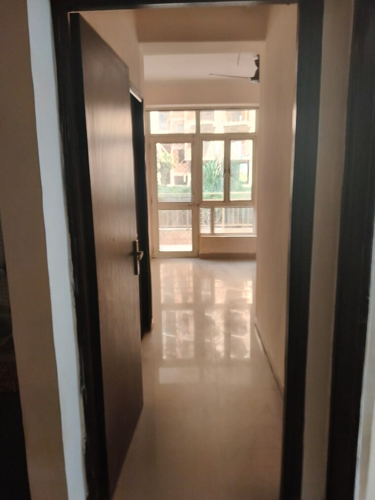 undefined, amrapali-golf-homes 2 Bedroom 1100 Sq.Ft. Apartment In Sector 4 Greater Noida Greater Noida 9502516