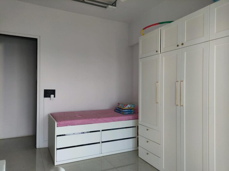 Room, yarrow-yucca-vinca 6 Bedroom 3000 Sq.Ft. Apartment In Chandivali Mumbai 9502418