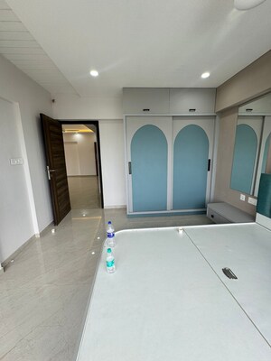 Bedroom in 2.5 BHK Apartment at Sindhi Society, Chembur – for Rent