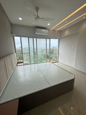 Bedroom in 2.5 BHK Apartment at Sindhi Society, Chembur – for Rent