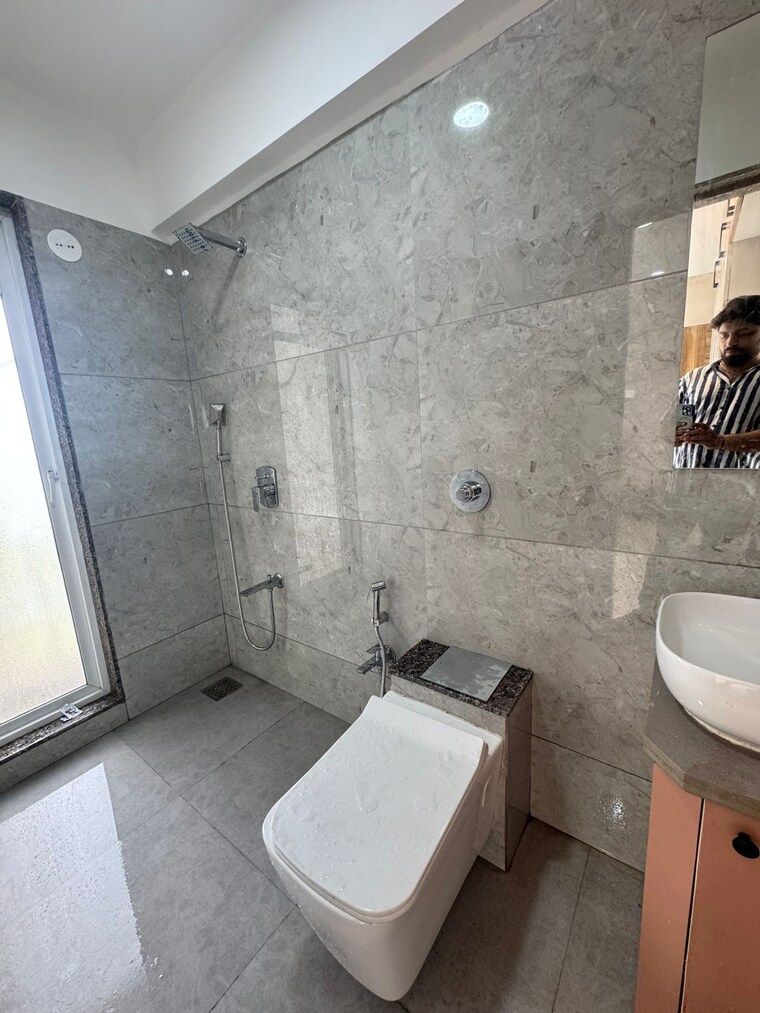 Bathroom, sindhi-society 2.5 Bedroom 1170 Sq.Ft. Apartment In Chembur Mumbai 9502581