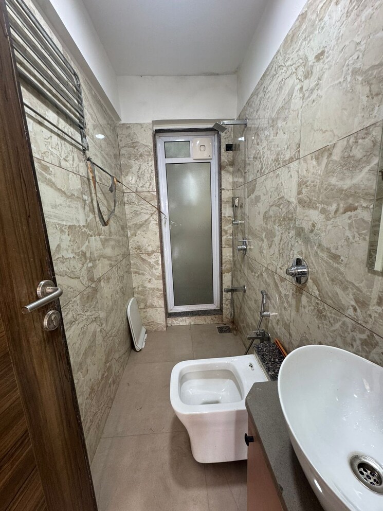 Bathroom, sindhi-society 2.5 Bedroom 1170 Sq.Ft. Apartment In Chembur Mumbai 9502581
