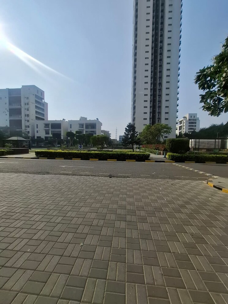 Exterior View, tata-primanti-tower-residences 3.5 Bedroom 2185 Sq.Ft. Apartment In Sector 72 Gurgaon 9502691