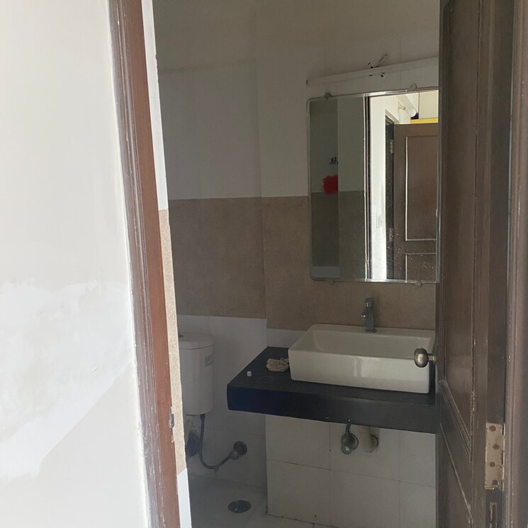 Bathroom, nipania 3 Bedroom 1870 Sq.Ft. Apartment In Nipania Indore 9502712