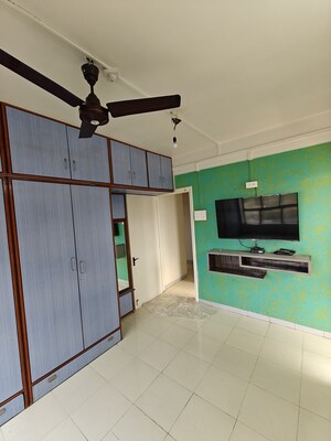 Room in 2 BHK Apartment at Abhinav Pebbles Urbania, Bavdhan – for Rent