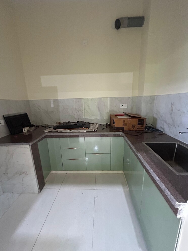 Kitchen, sector 6 wave city 2 Bedroom 1200 Sq.Ft. Villa In Sector 6 Wave City Ghaziabad 9502760