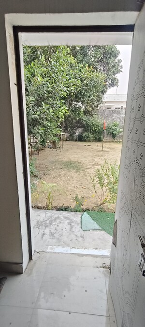 Balcony in 2 BHK Independent House at Khurram Nagar – for Rent