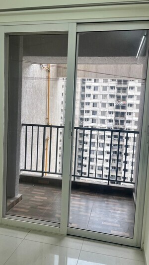 Room in 1 BHK Apartment at Kolte Patil Life Republic, Hinjewadi – for Sale